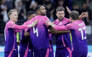 荷兰告别德国，晋级前景一片光明