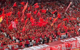 德信体育app下载-精彩回放！足球赛事吸引众多球迷围观