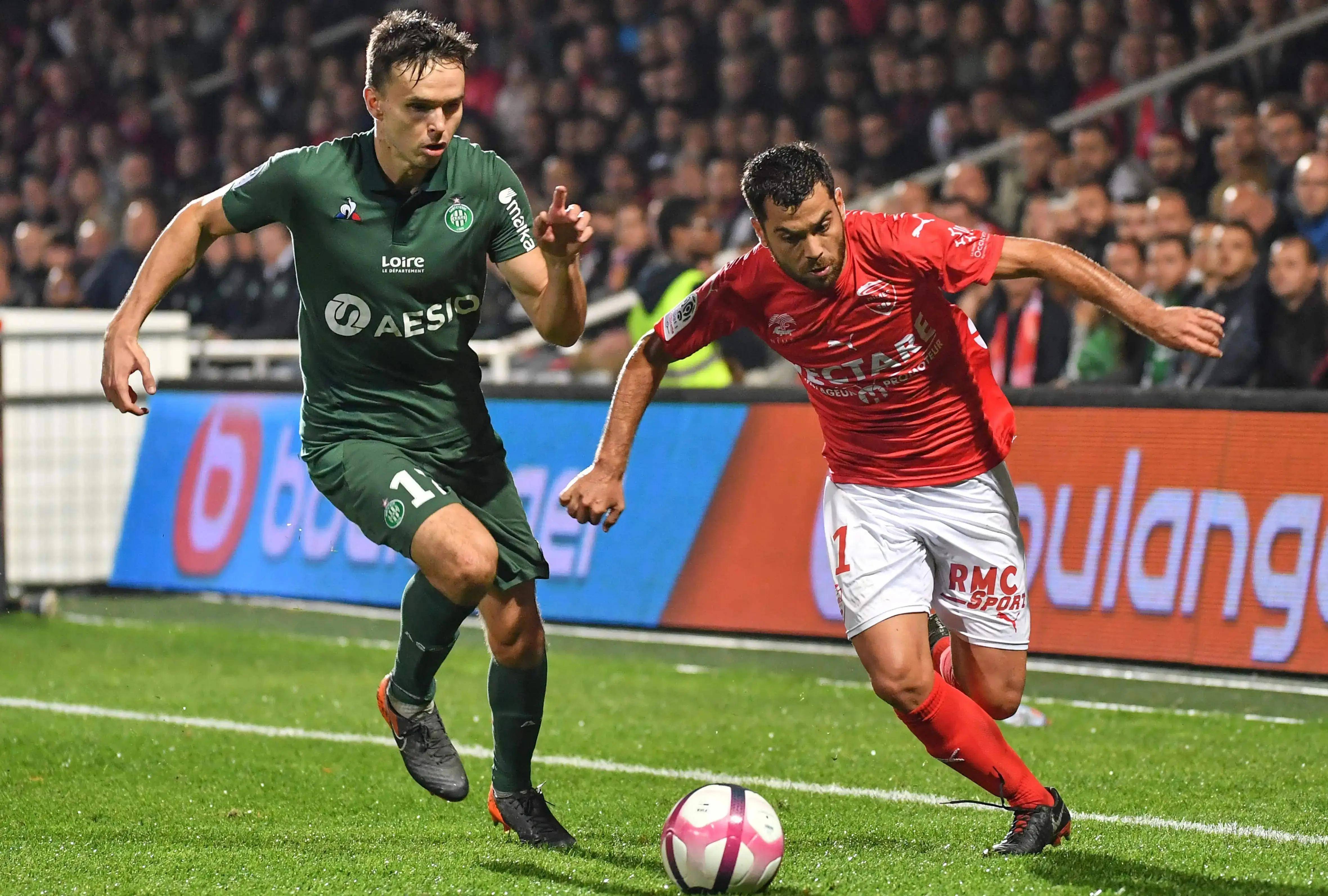 法兰克福球员集体发挥,球队信心大增-第2张图片-德信体育 法兰克福球员集体发挥,球队信心大增-第2张图片-德信体育